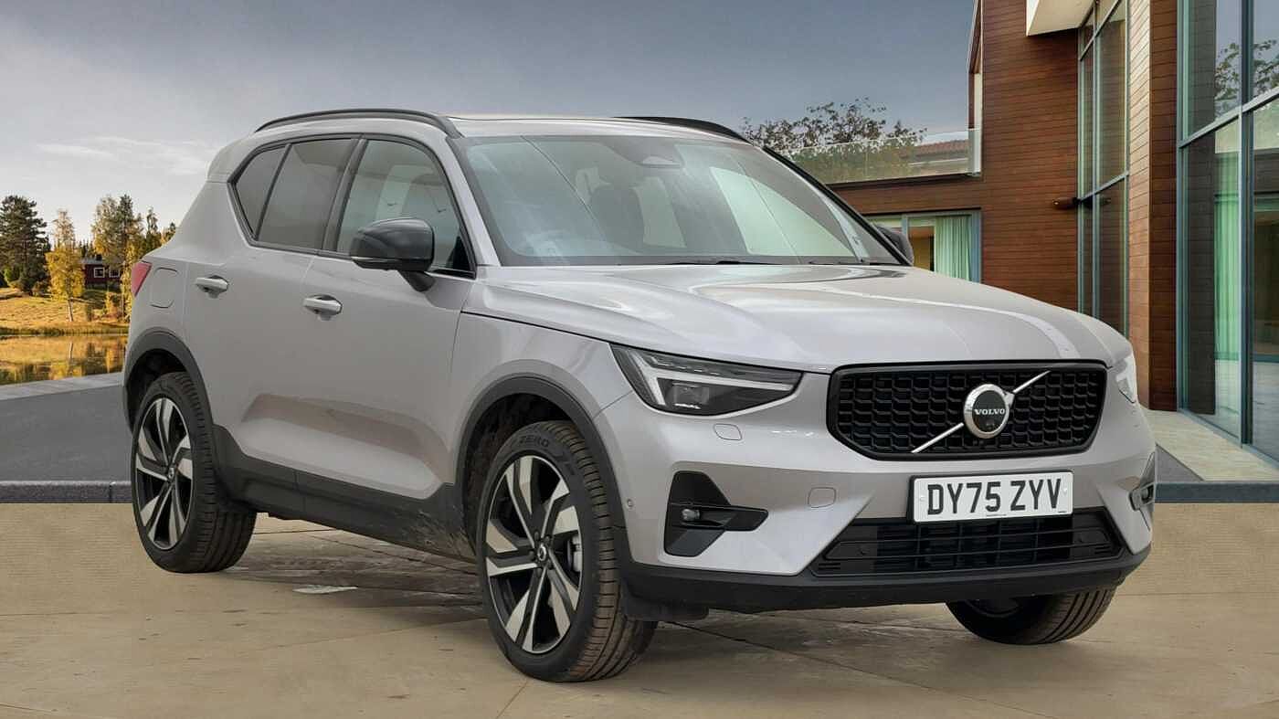 Main listing image - Volvo XC40
