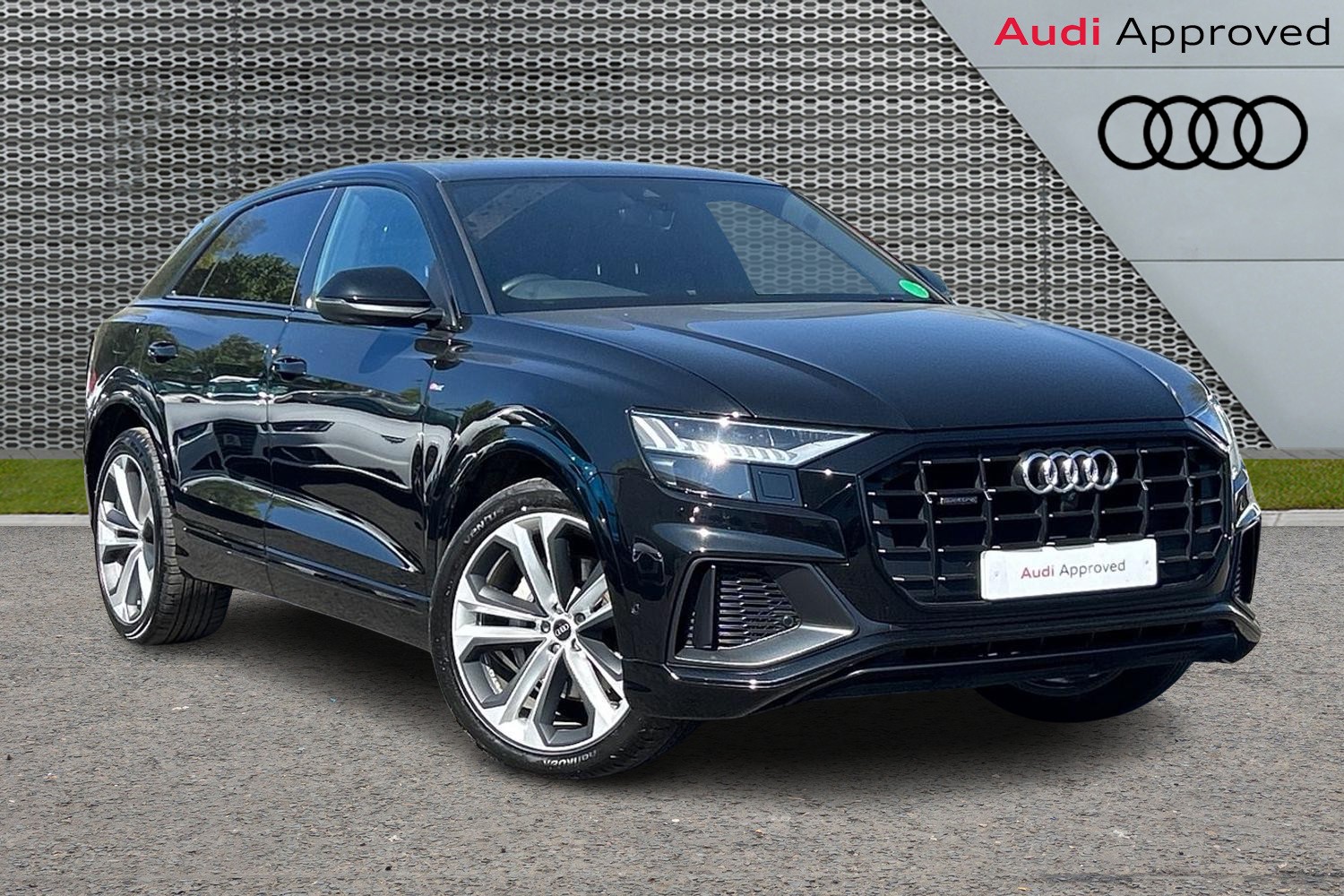 Main listing image - Audi Q8