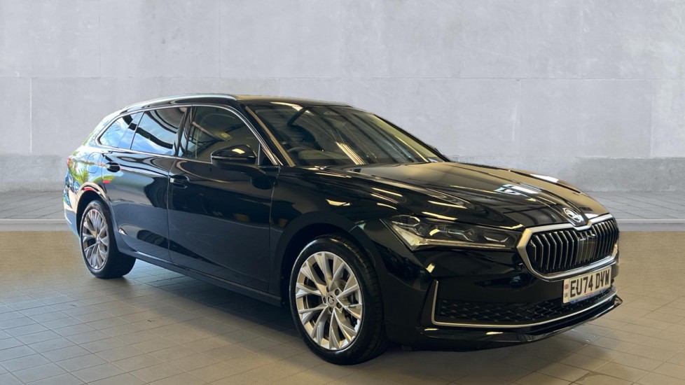 Main listing image - Skoda Superb Estate