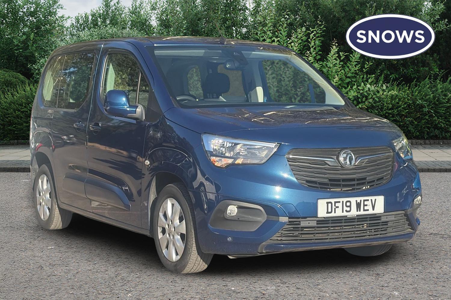 Main listing image - Vauxhall Combo Life