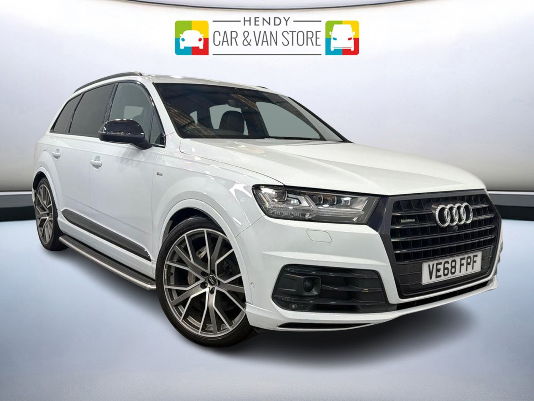 Main listing image - Audi Q7