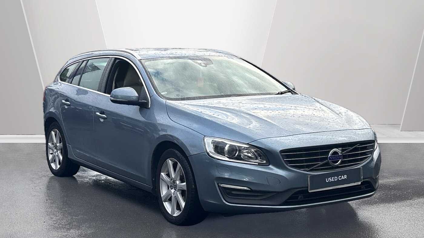 Main listing image - Volvo V60