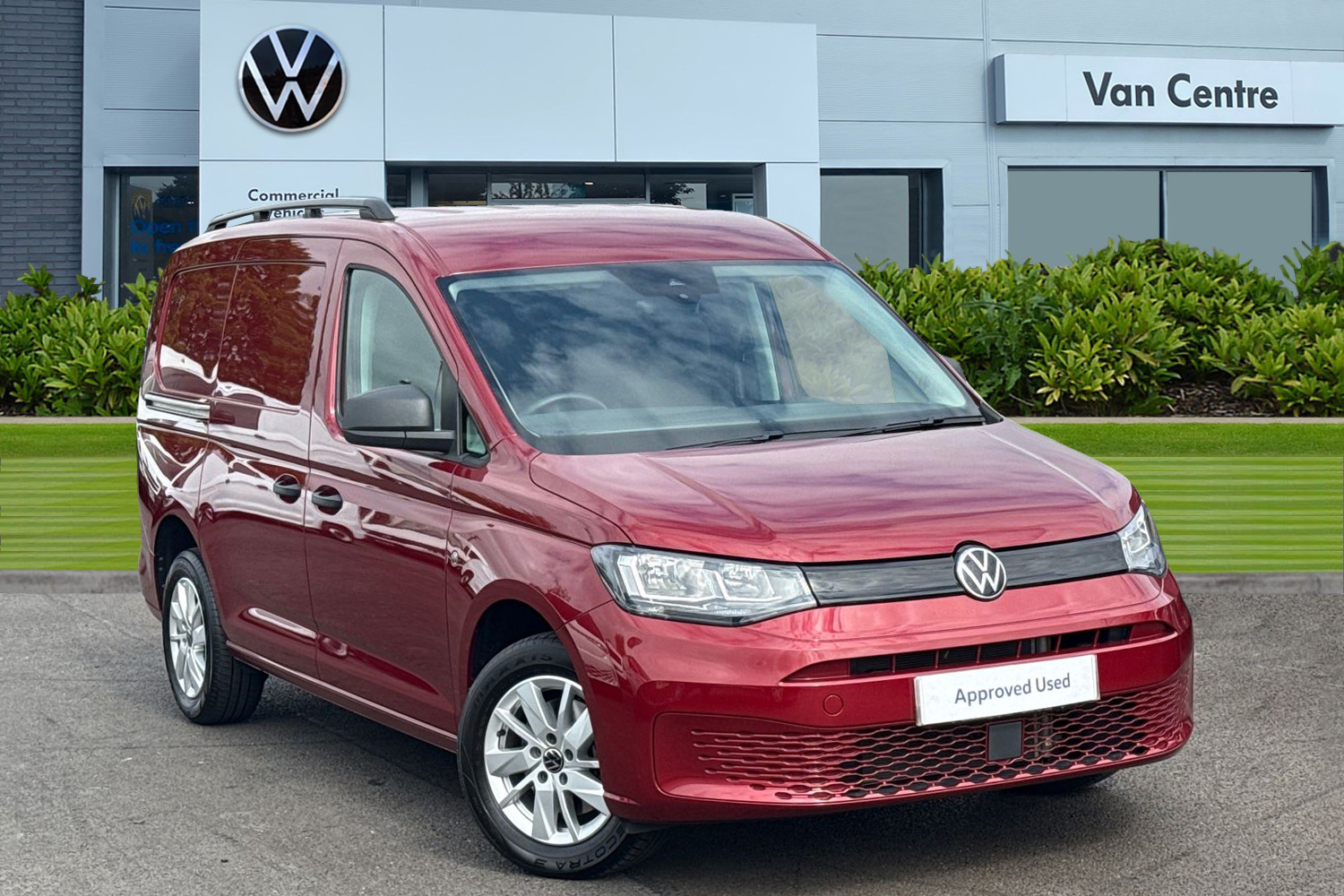 Main listing image - Volkswagen Caddy Maxi