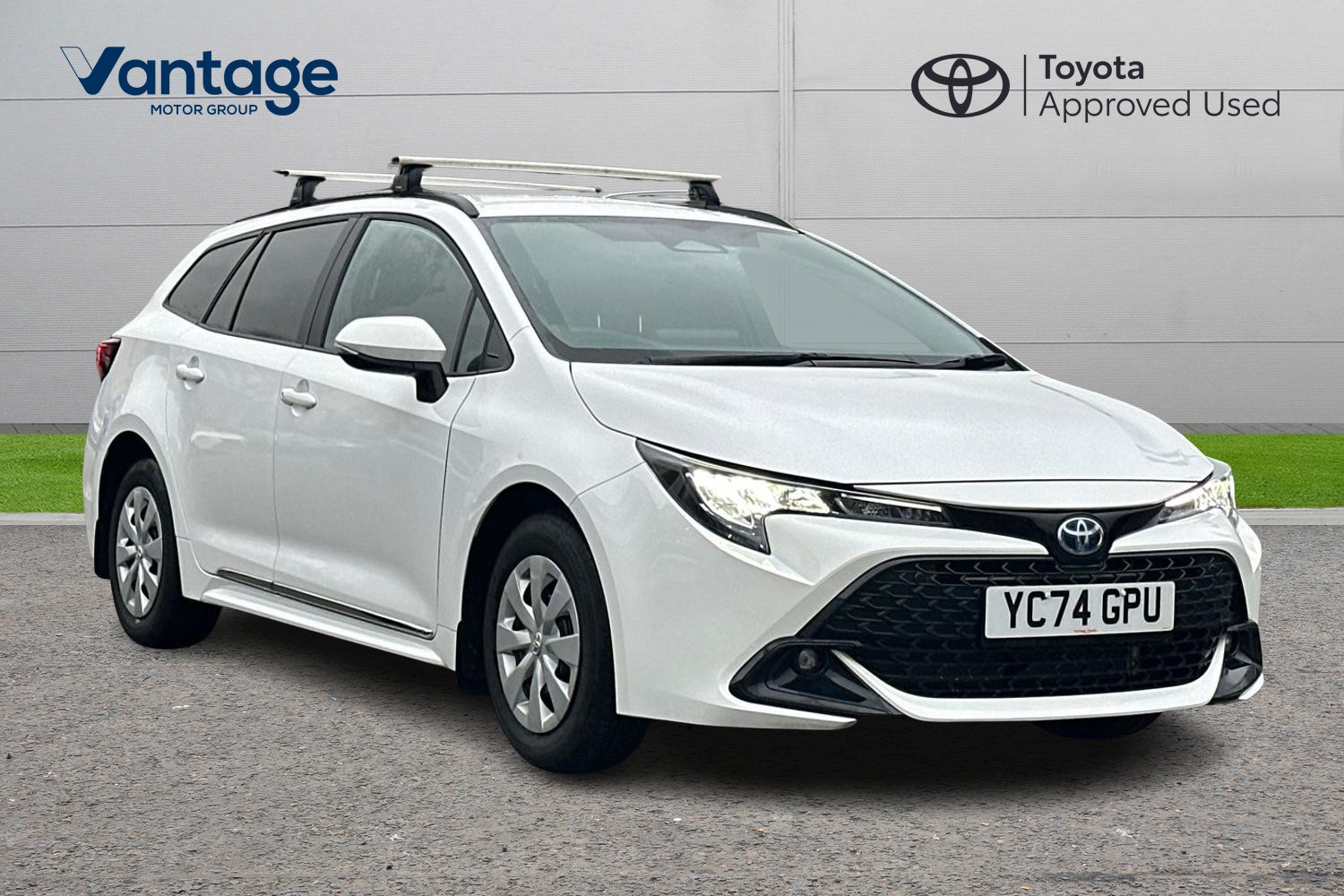 Main listing image - Toyota Corolla