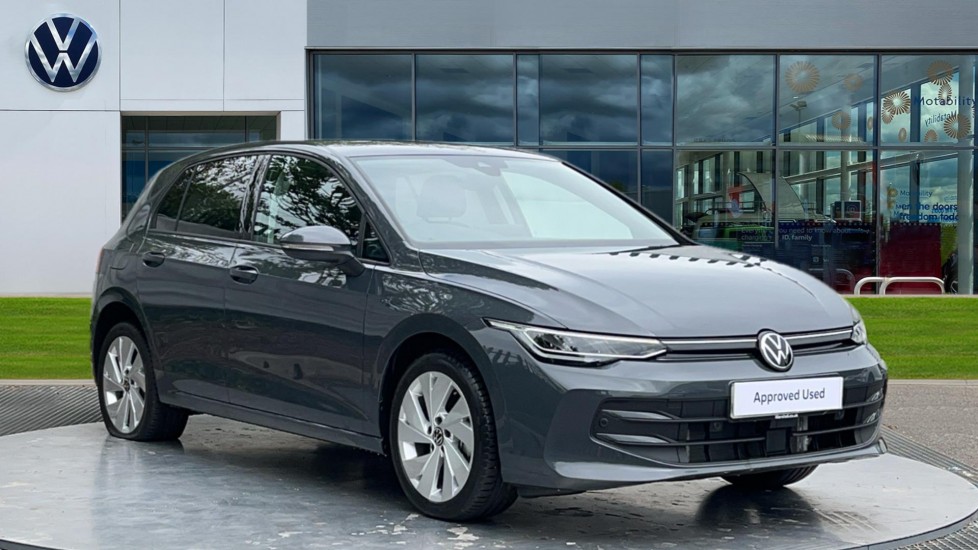 Main listing image - Volkswagen Golf
