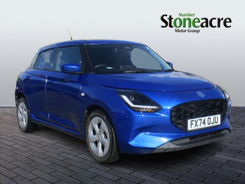 Main listing image - Suzuki Swift