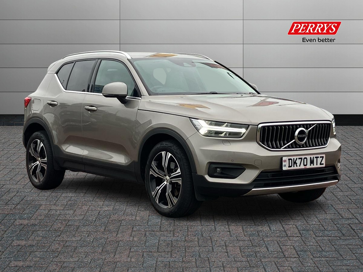 Main listing image - Volvo XC40