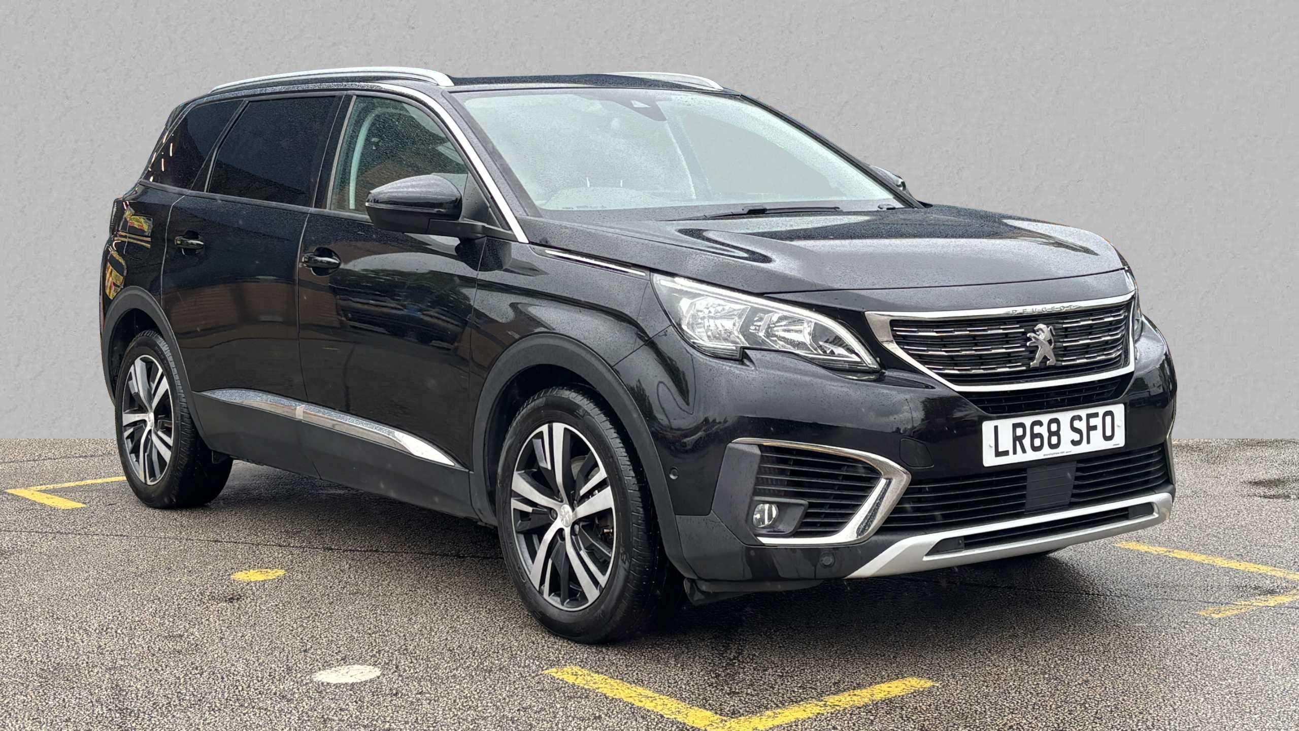 Main listing image - Peugeot 5008