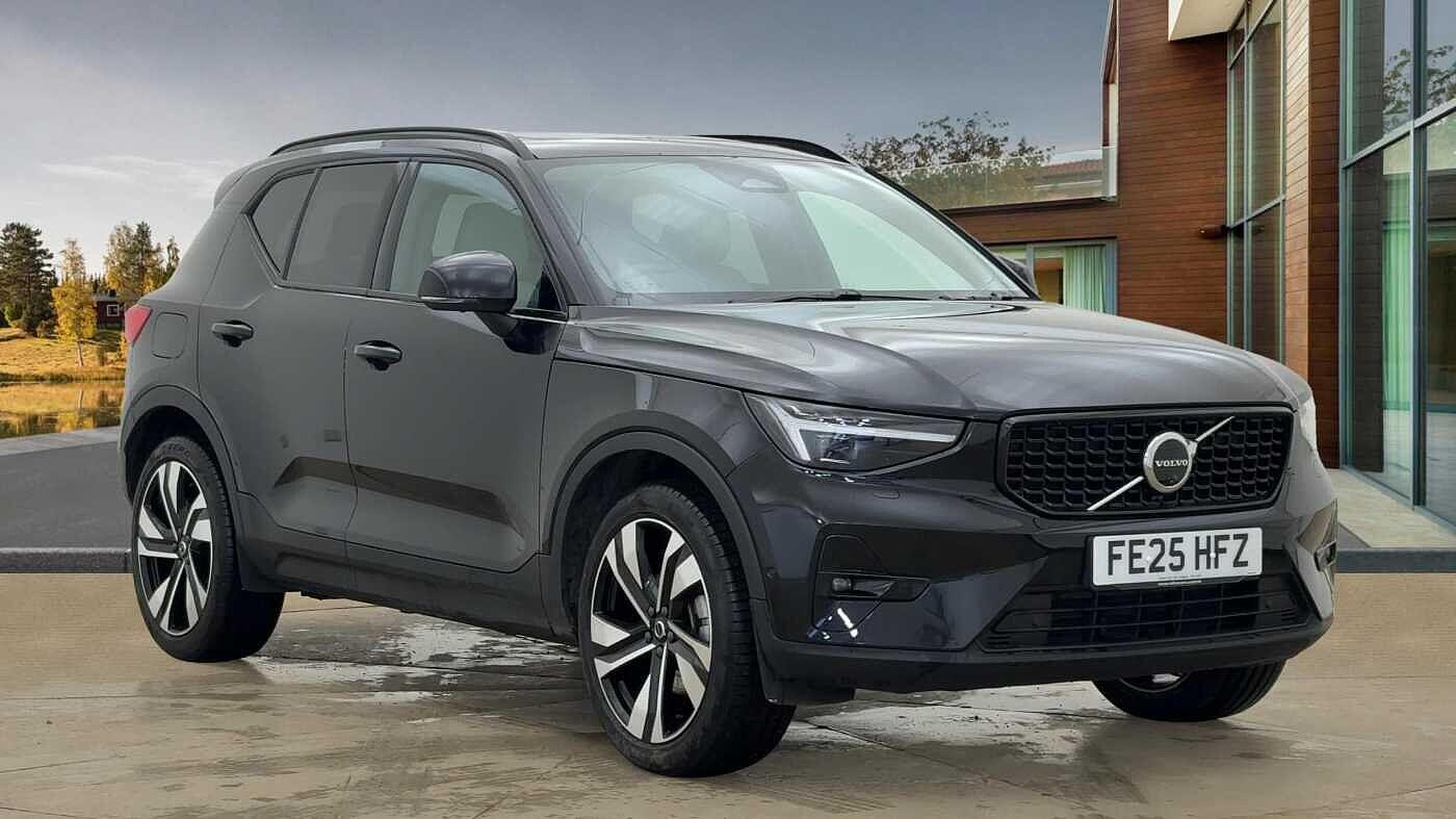 Main listing image - Volvo XC40
