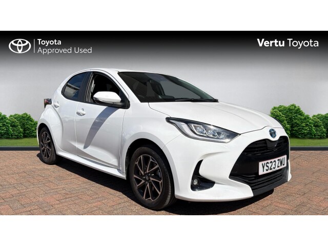Main listing image - Toyota Yaris