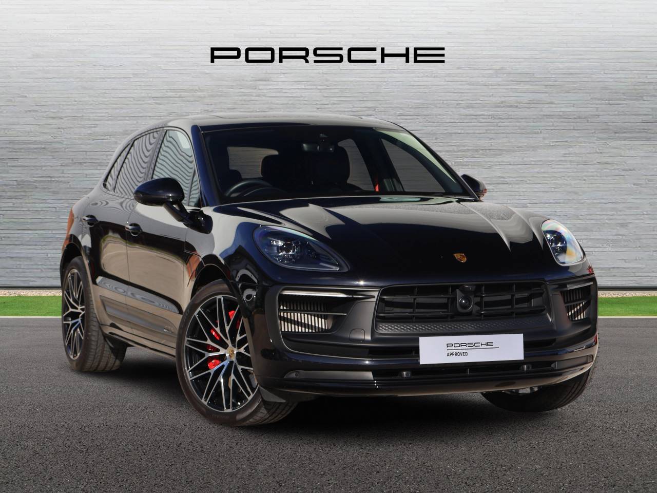 Main listing image - Porsche Macan