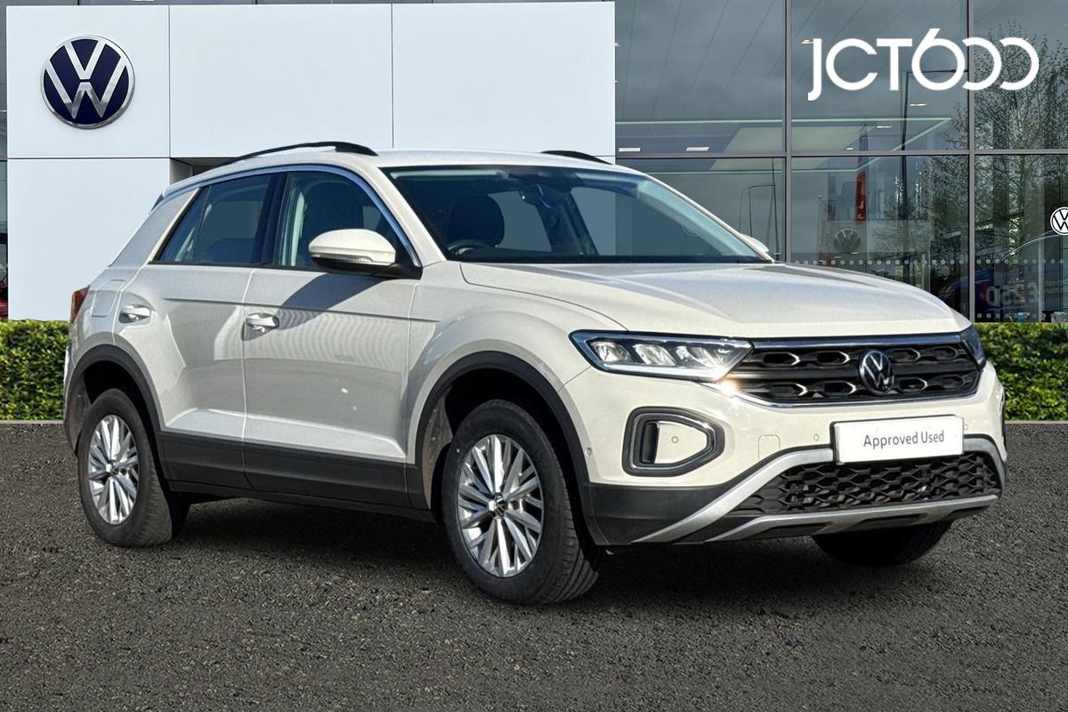 Main listing image - Volkswagen T-Roc