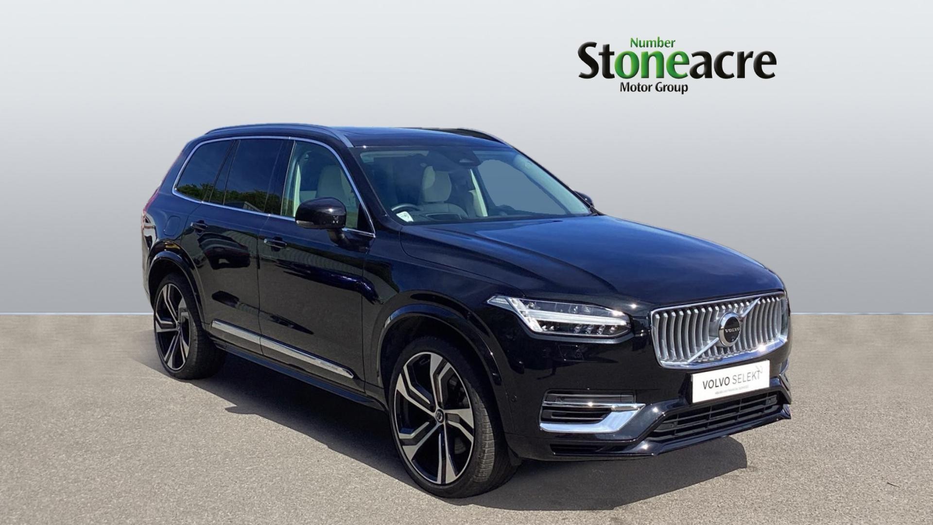 Main listing image - Volvo XC90