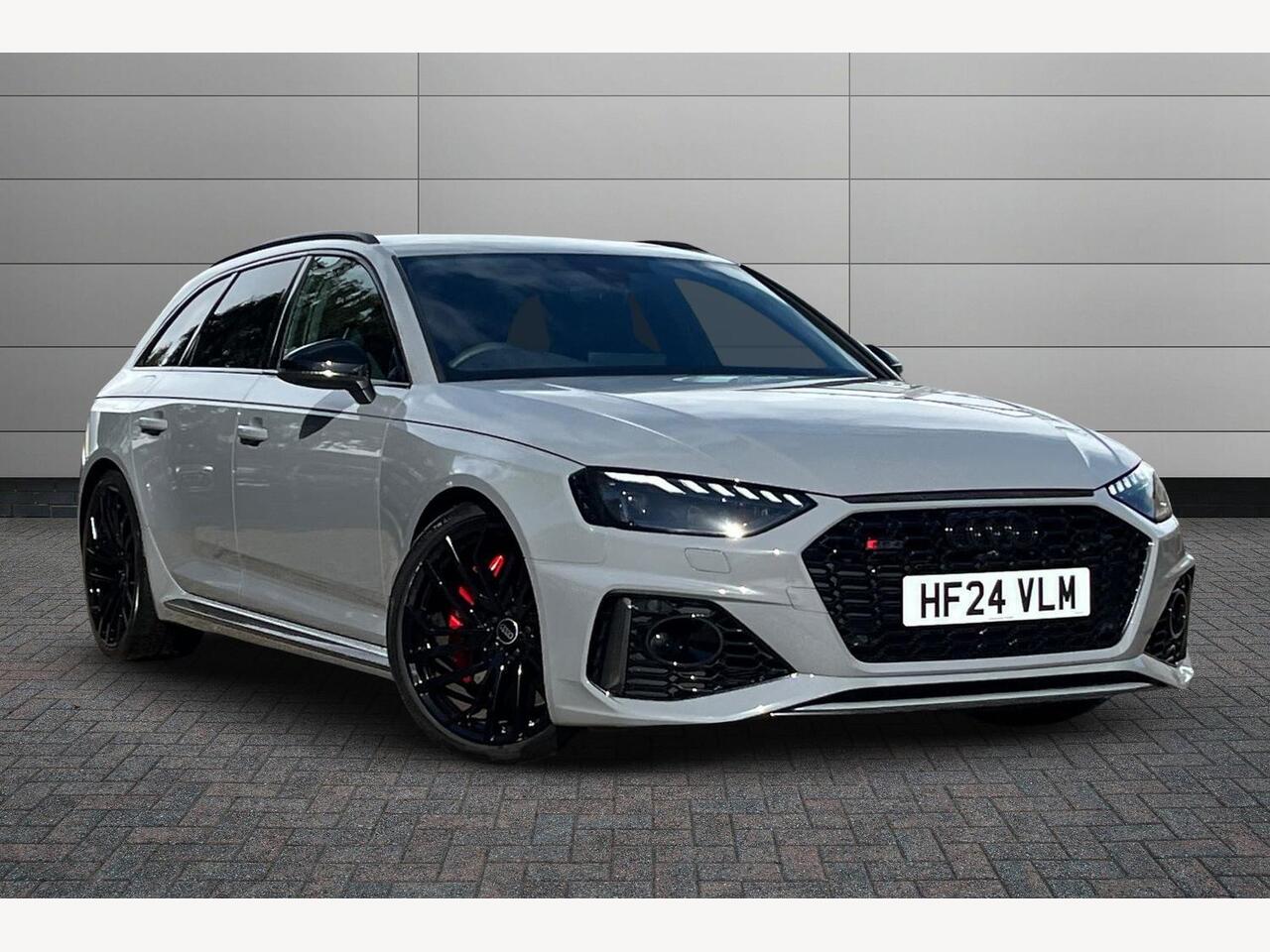 Main listing image - Audi RS4