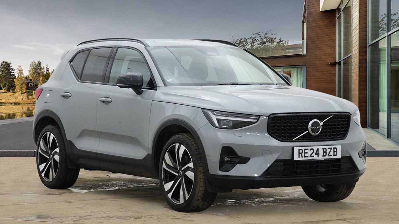 Main listing image - Volvo XC40