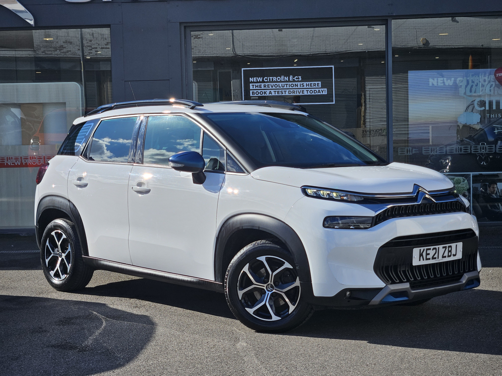 Main listing image - Citroen C3 Aircross