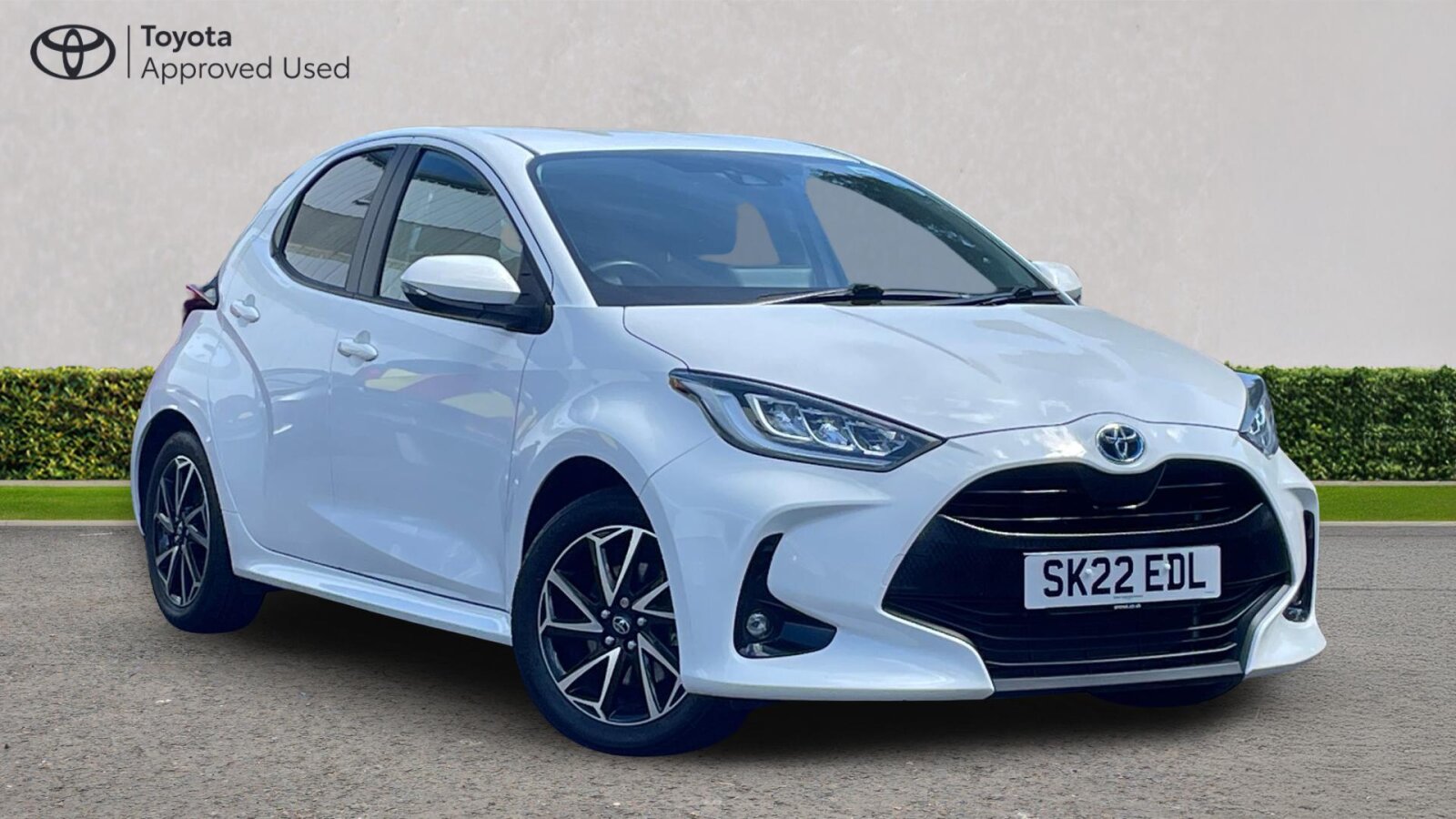 Main listing image - Toyota Yaris