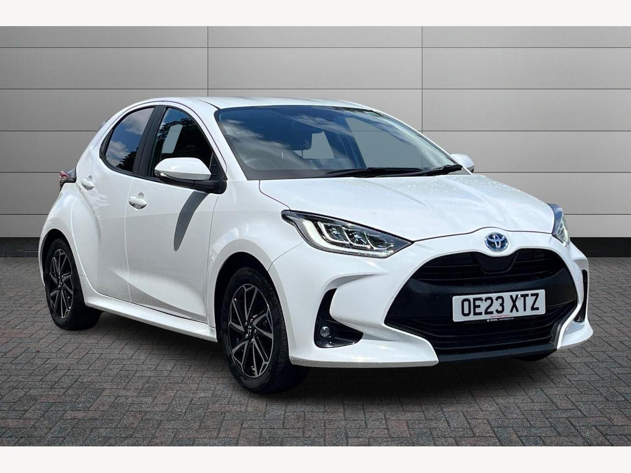 Main listing image - Toyota Yaris