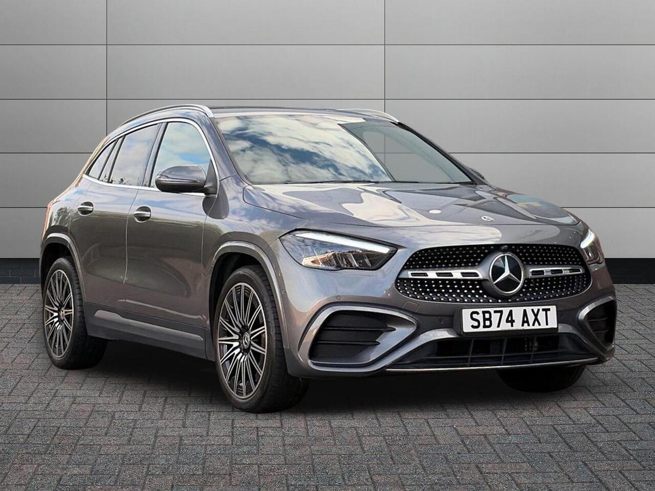 Main listing image - Mercedes-Benz GLA