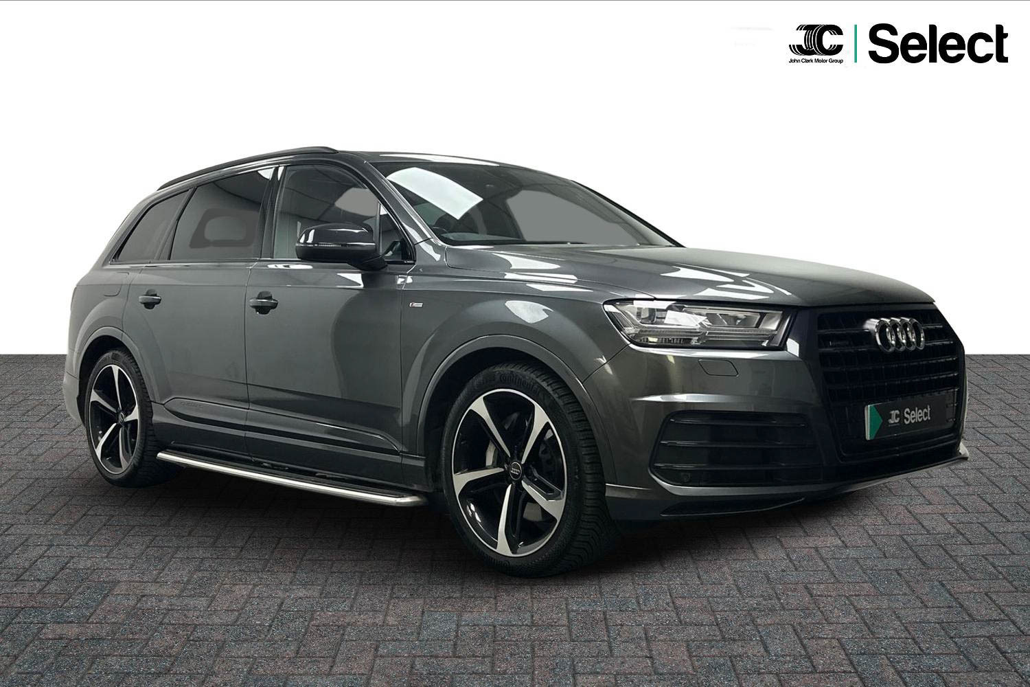 Main listing image - Audi Q7