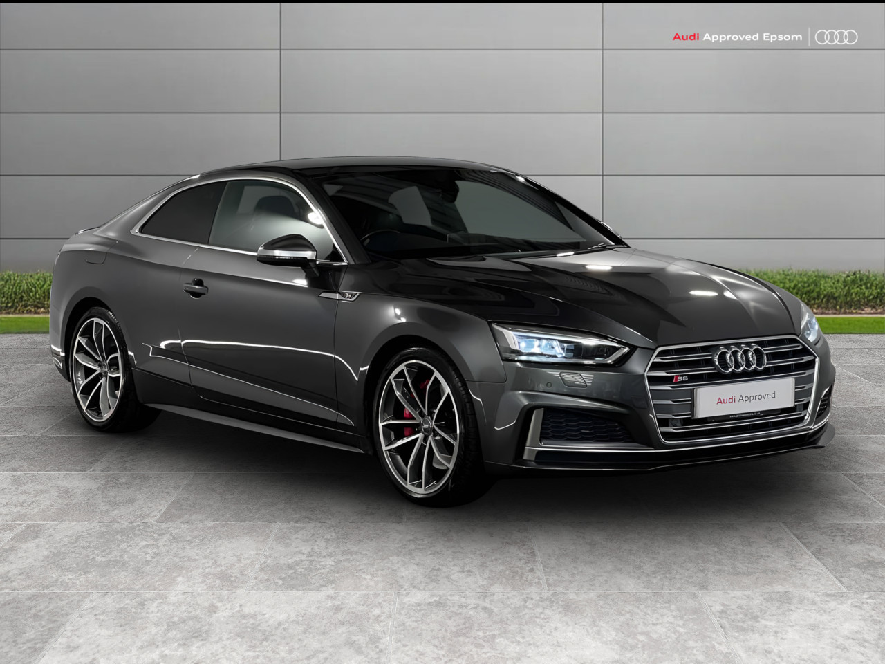 Main listing image - Audi S5