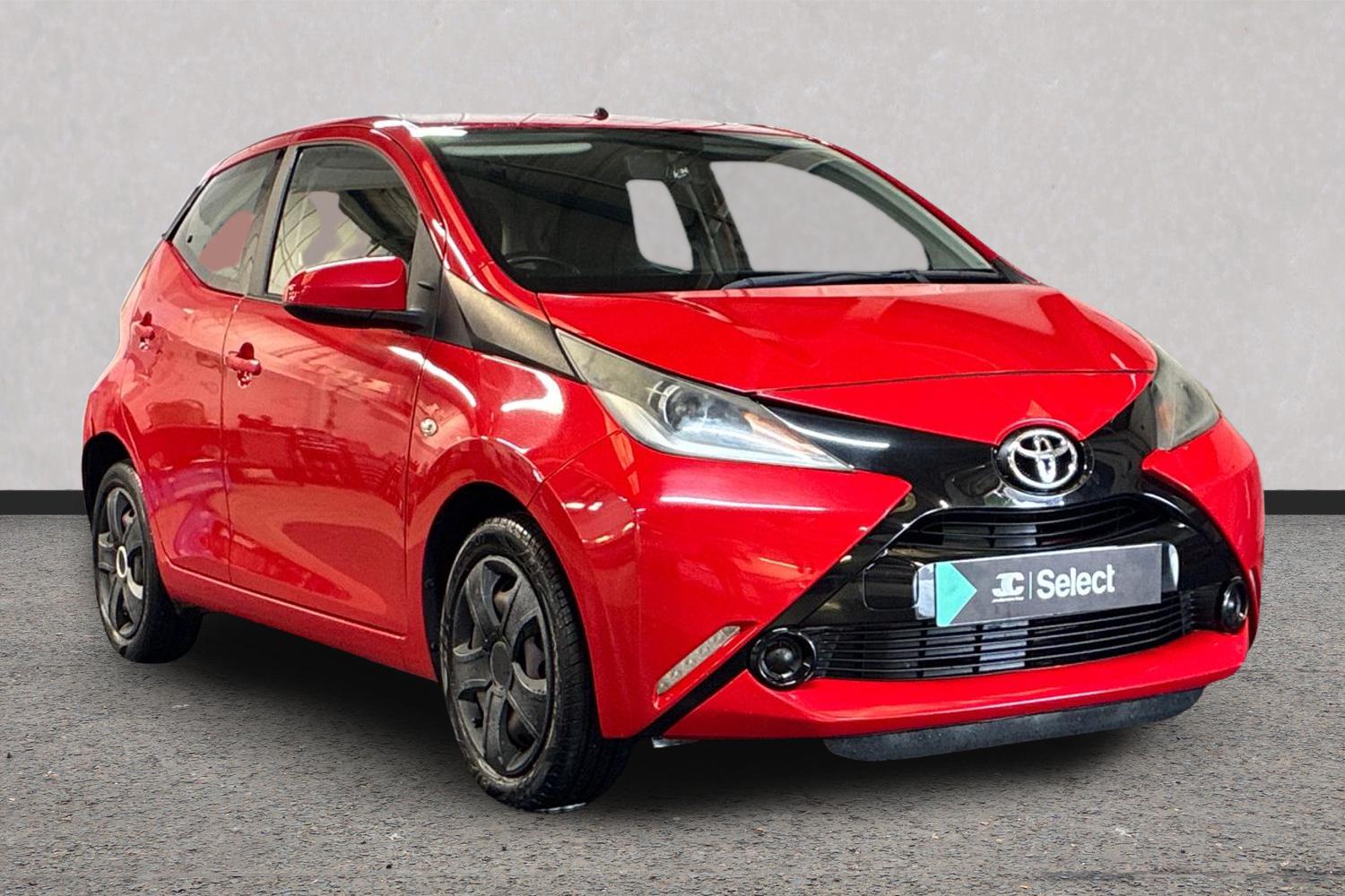 Main listing image - Toyota Aygo