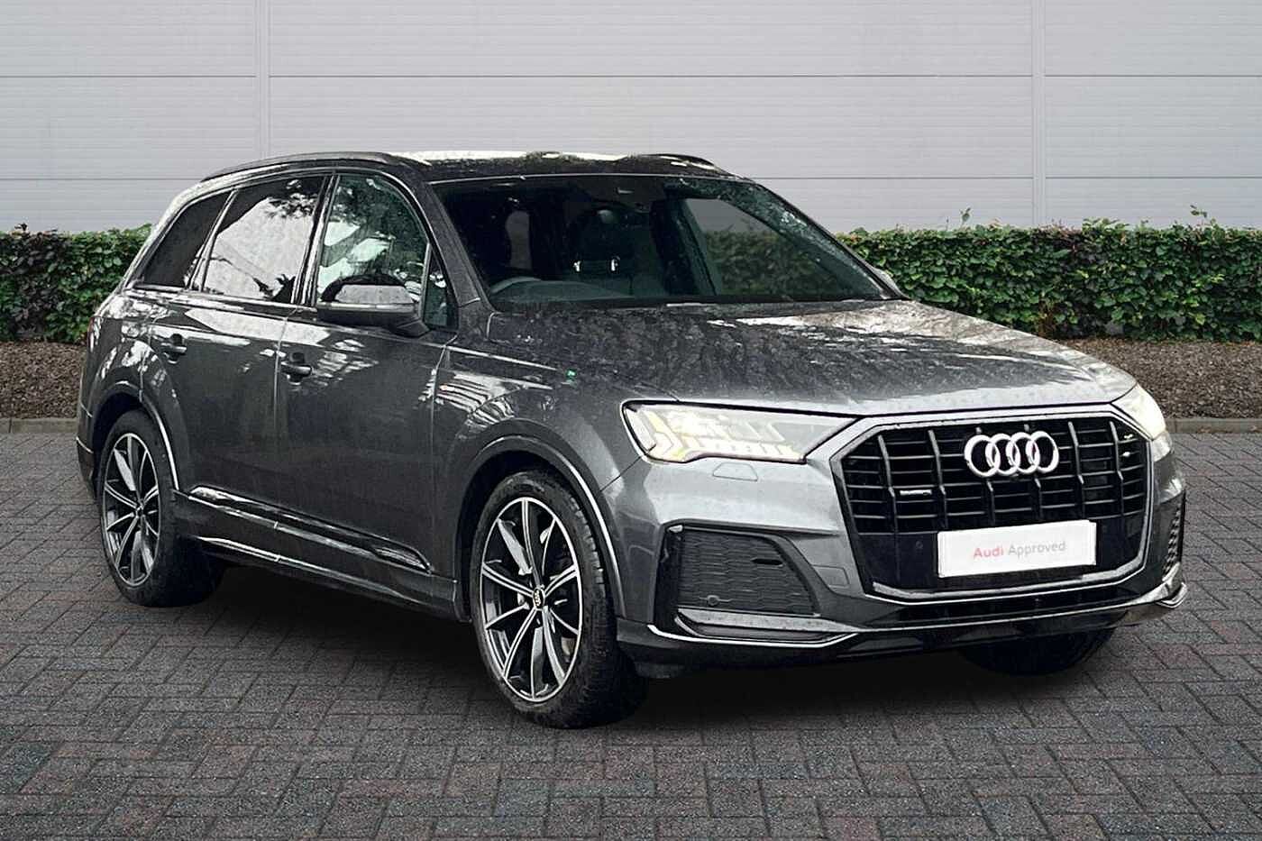 Main listing image - Audi Q7