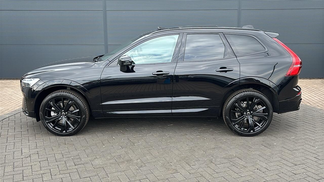 Main listing image - Volvo XC60