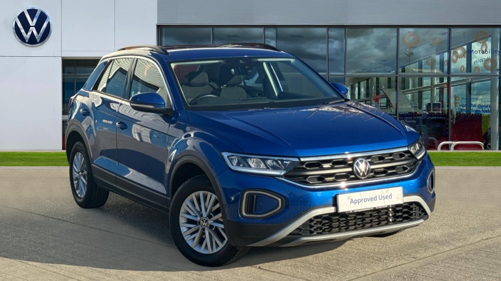 Main listing image - Volkswagen T-Roc