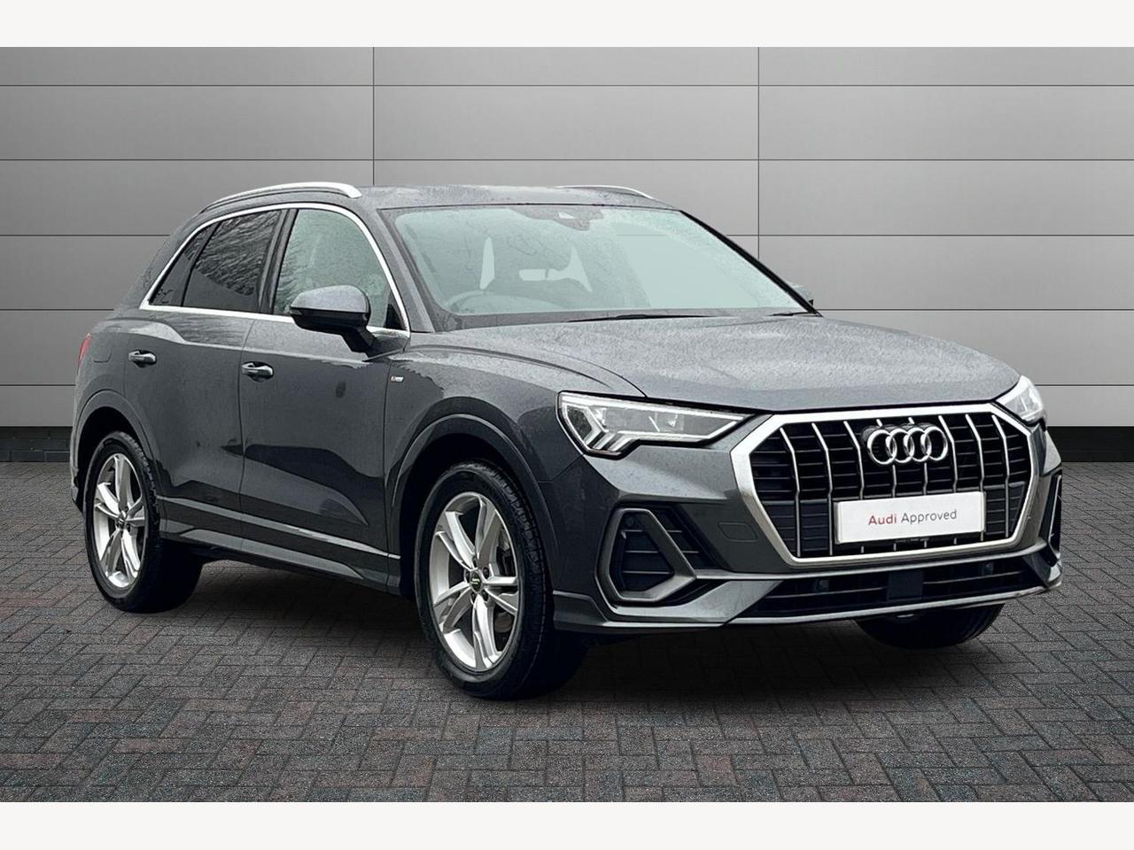 Main listing image - Audi Q3