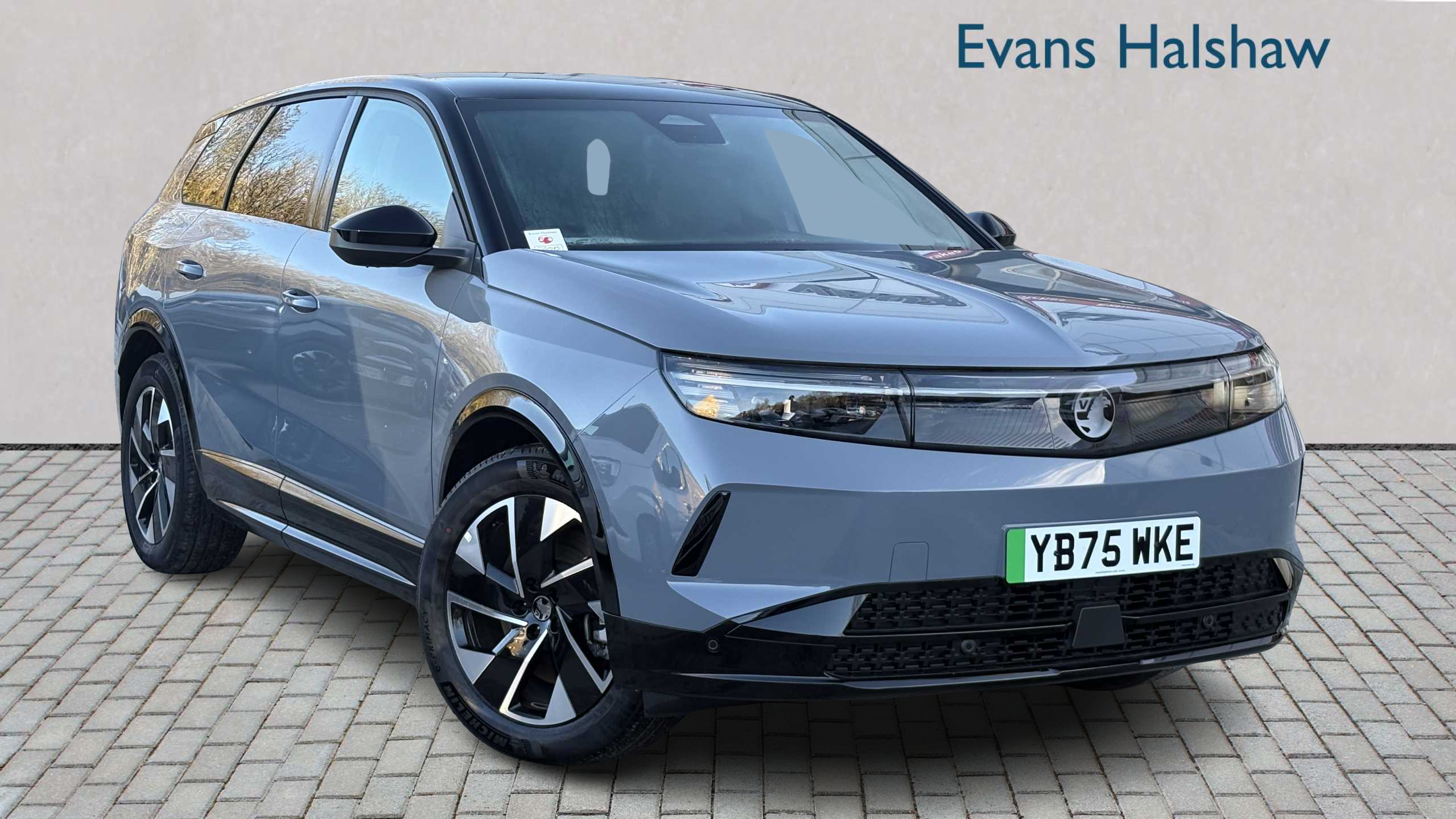 Main listing image - Vauxhall Grandland