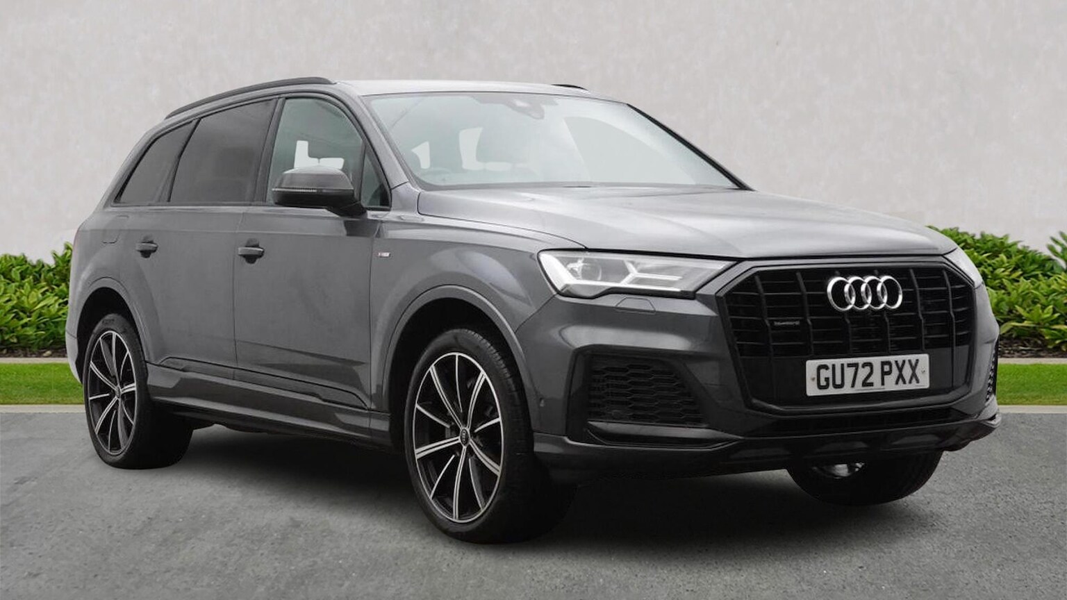 Main listing image - Audi Q7