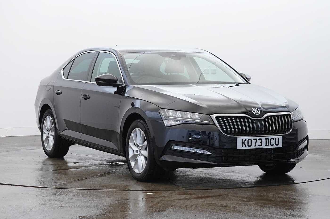 Main listing image - Skoda Superb