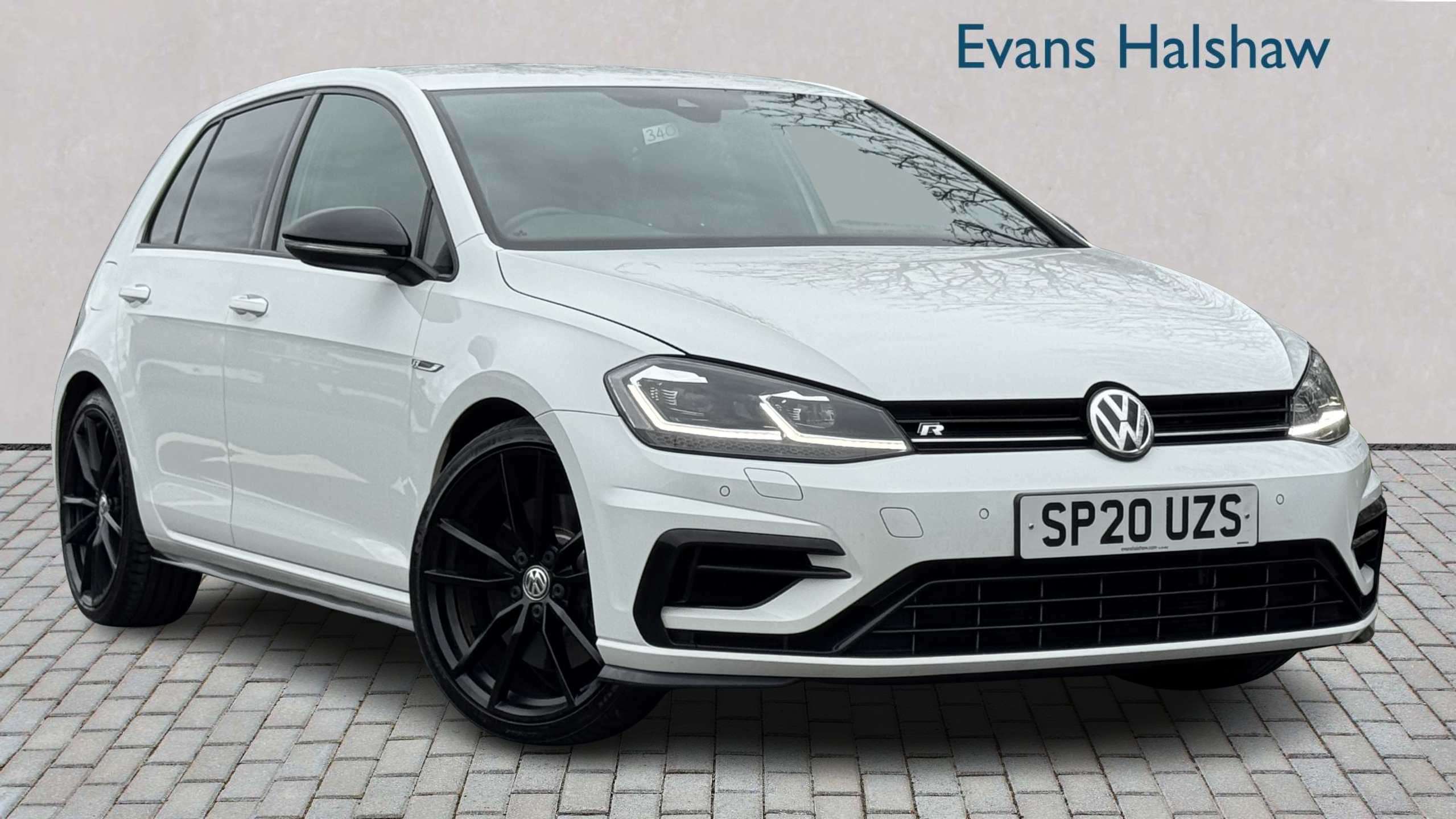 Main listing image - Volkswagen Golf R