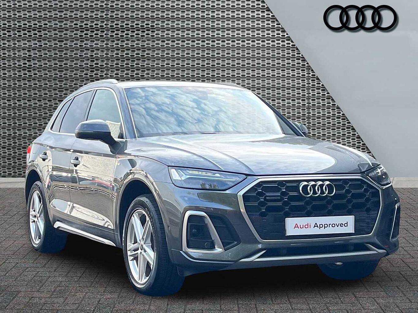 Main listing image - Audi Q5