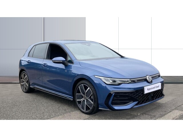 Main listing image - Volkswagen Golf
