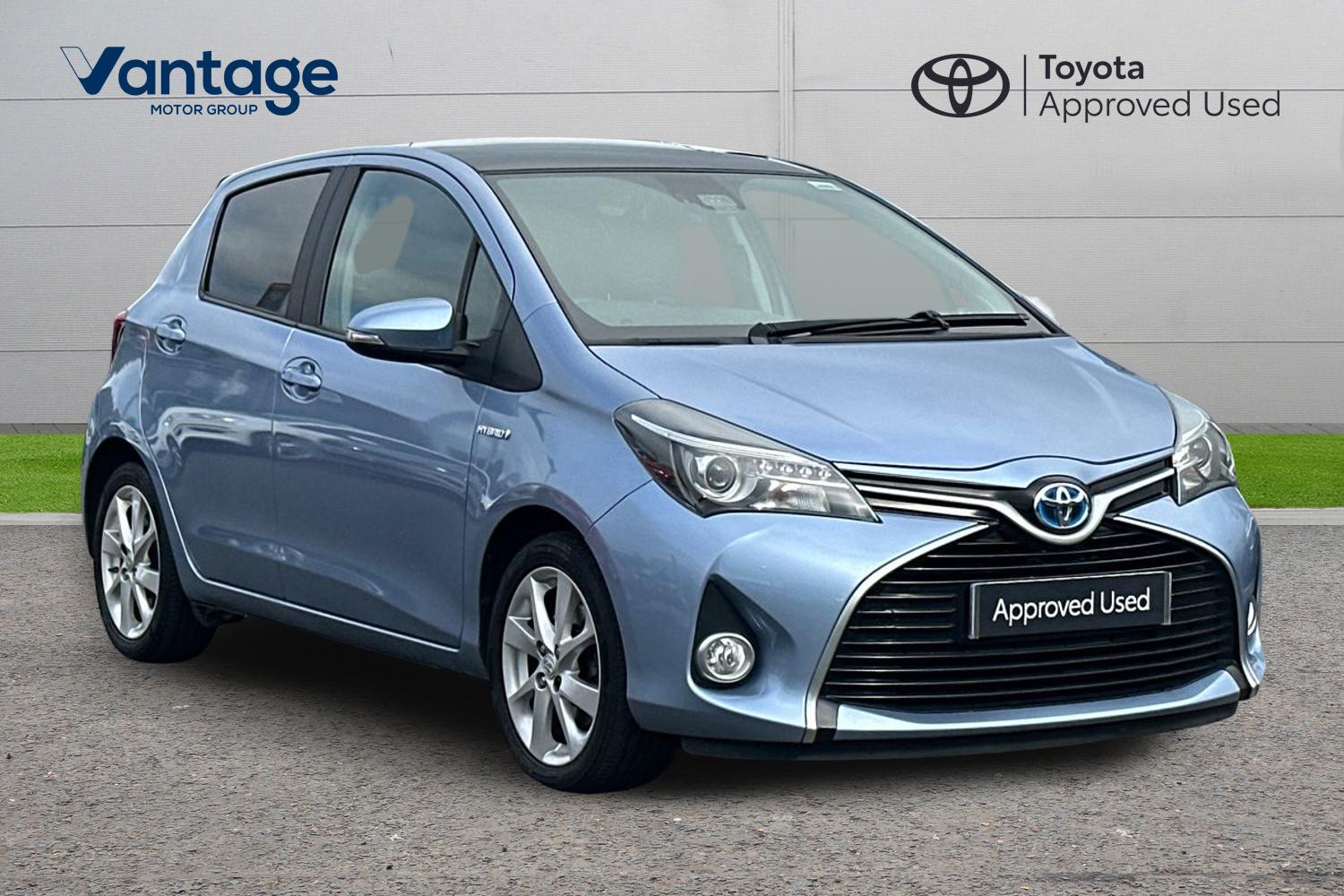 Main listing image - Toyota Yaris