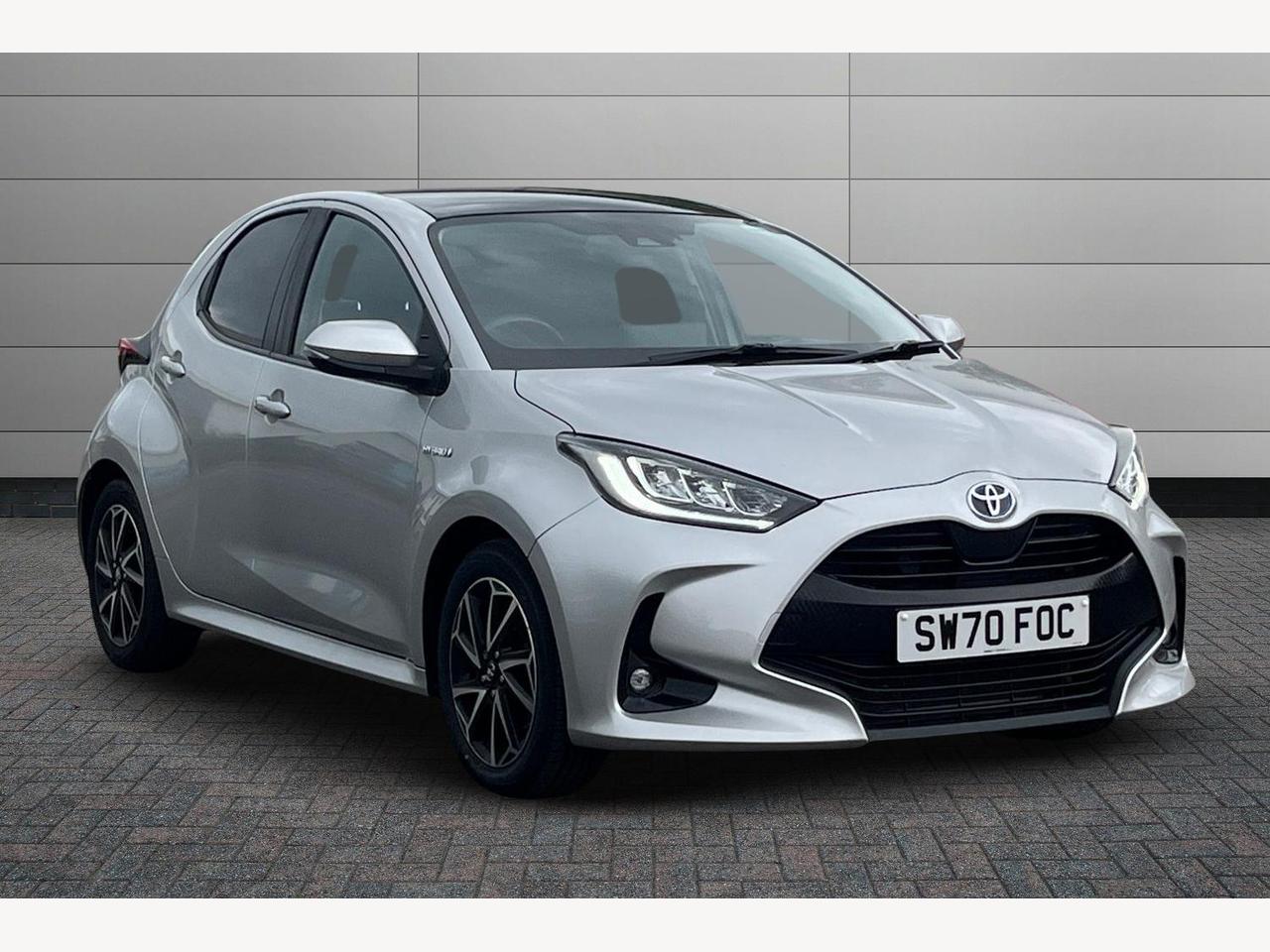 Main listing image - Toyota Yaris