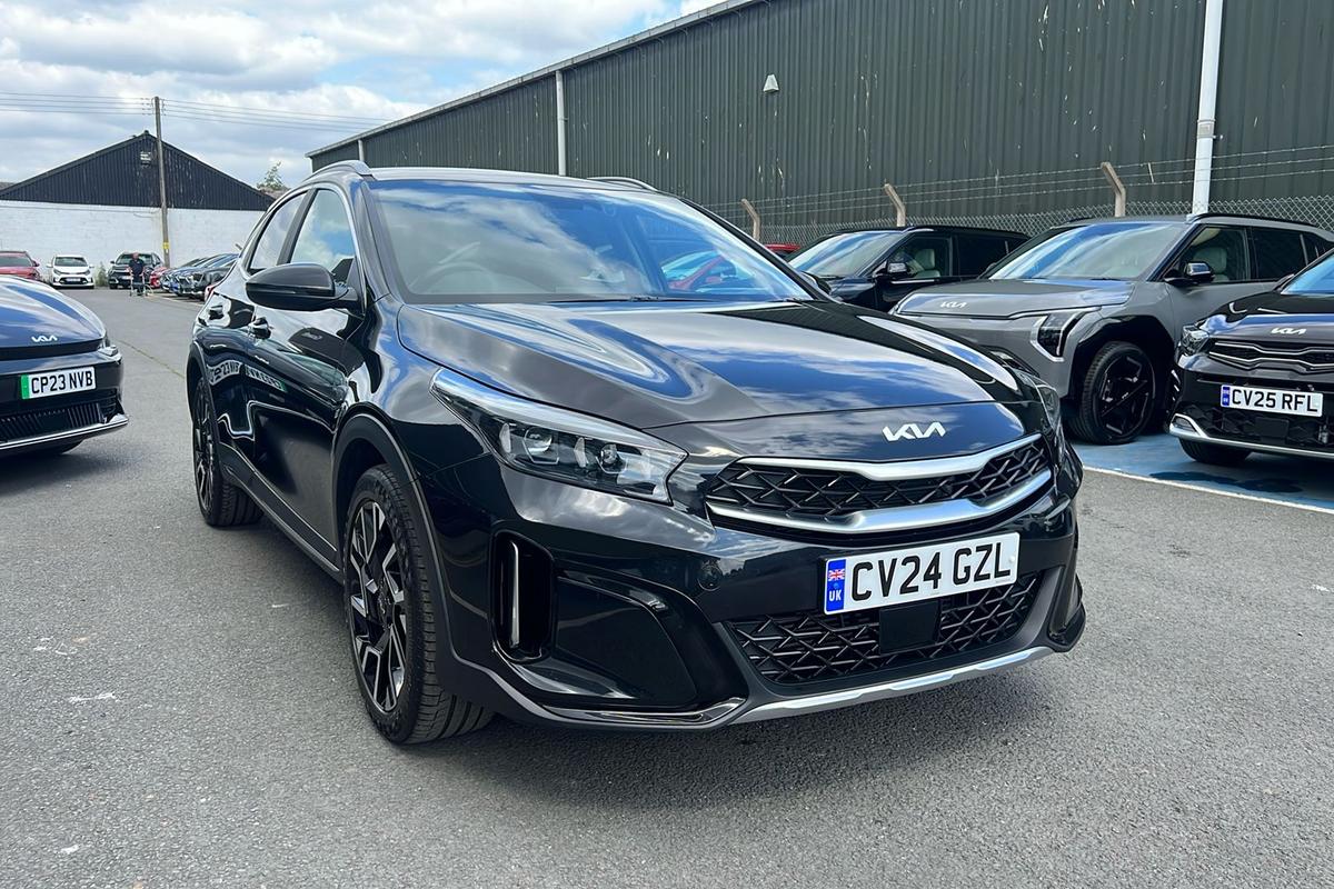 Main listing image - Kia XCeed