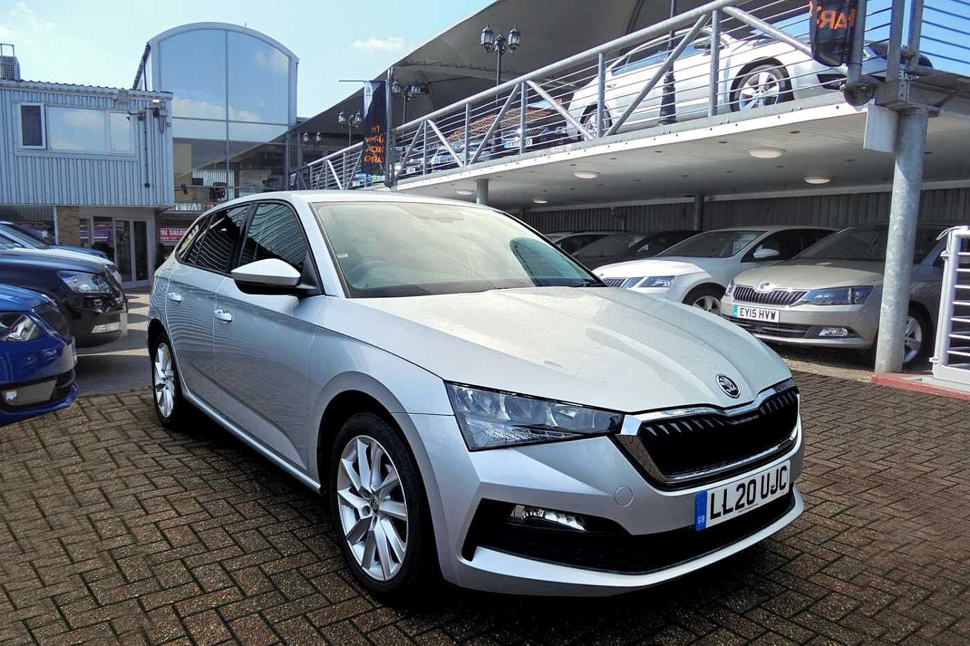 Main listing image - Skoda Scala