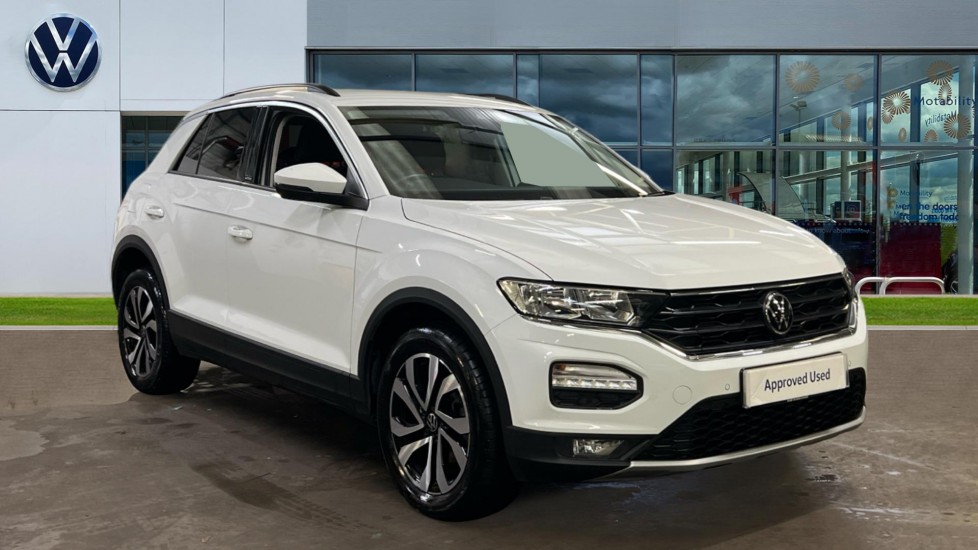 Main listing image - Volkswagen T-Roc