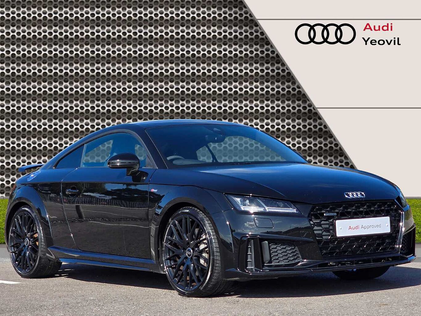 Main listing image - Audi TT