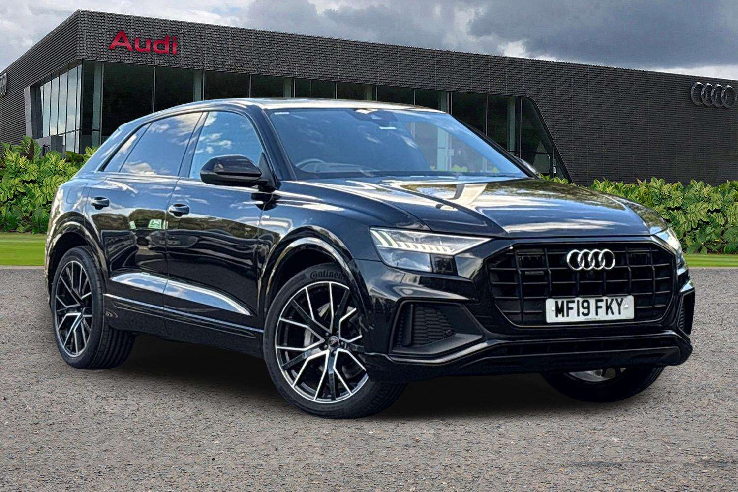 Main listing image - Audi Q8