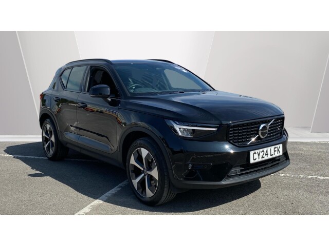 Main listing image - Volvo XC40