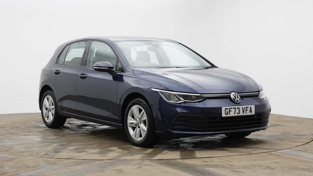 Main listing image - Volkswagen Golf