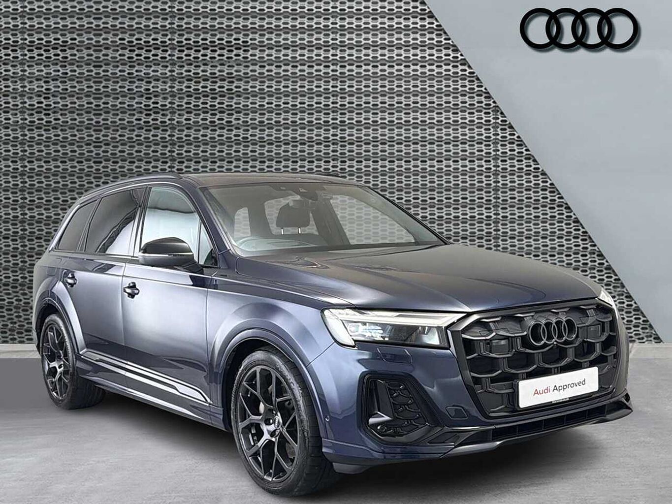 Main listing image - Audi Q7