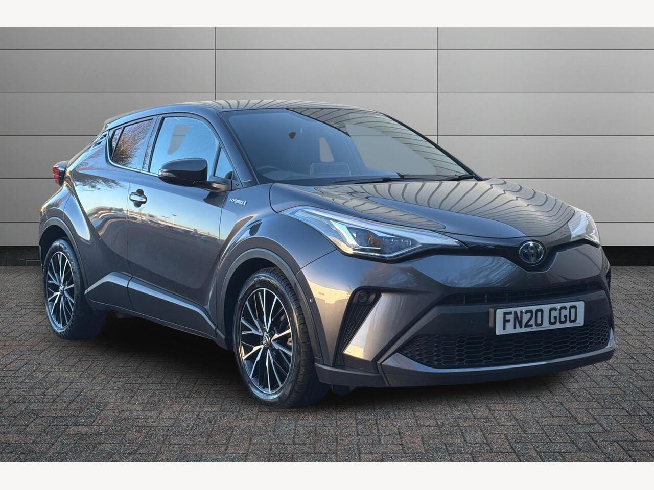 Main listing image - Toyota C-HR