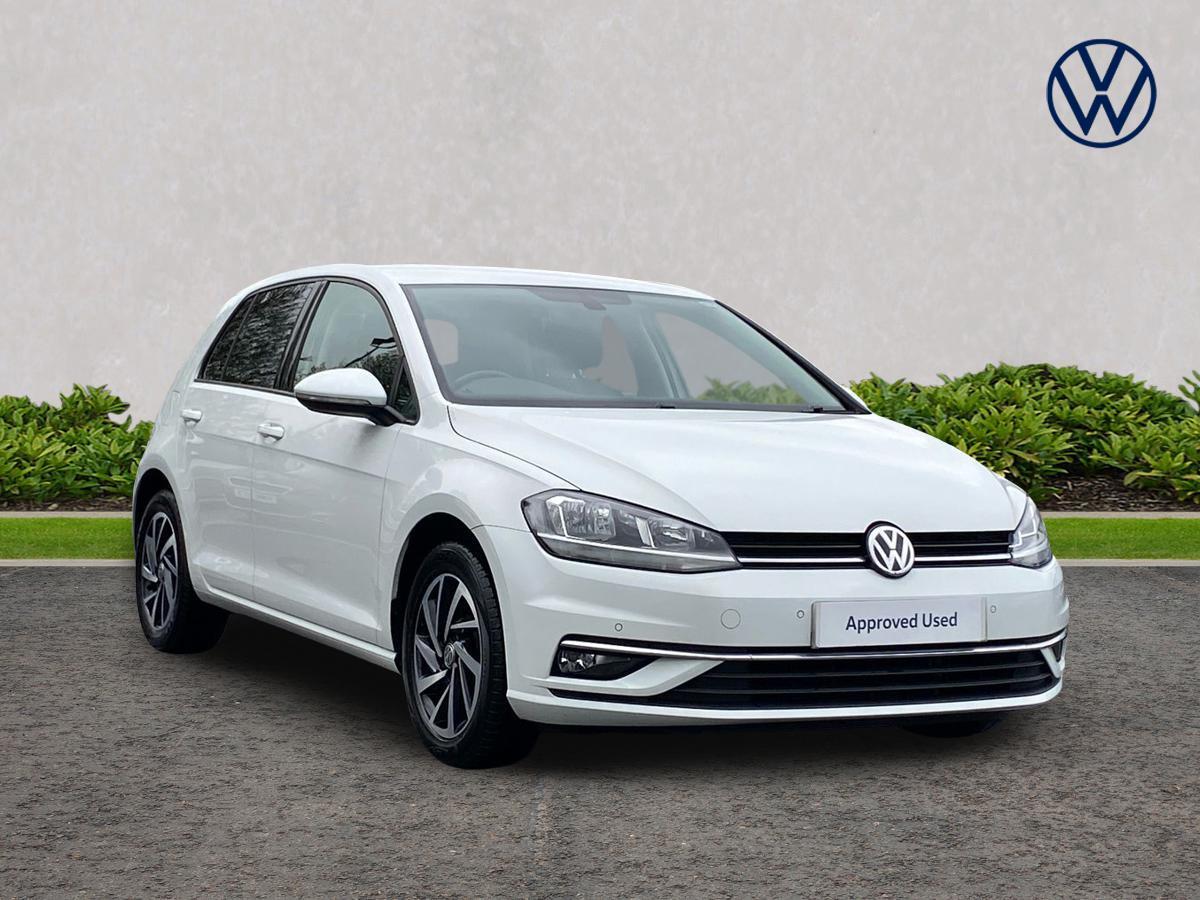 Main listing image - Volkswagen Golf
