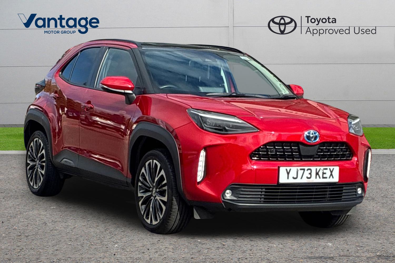 Main listing image - Toyota Yaris Cross
