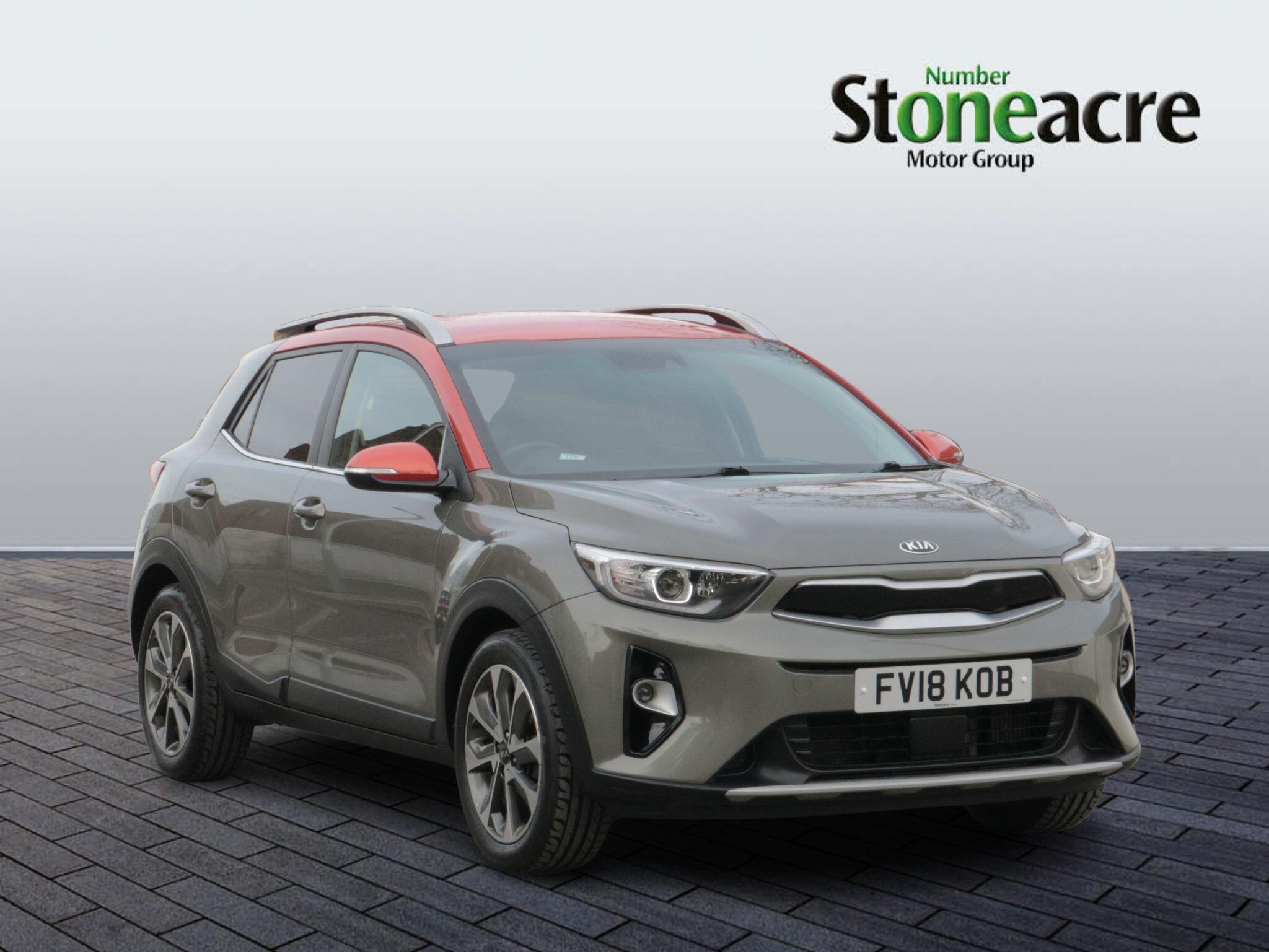 Main listing image - Kia Stonic
